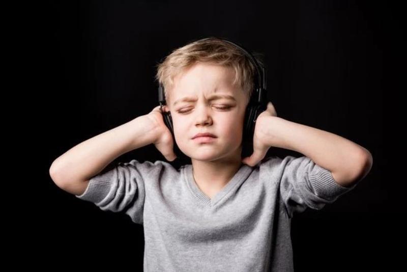 Các nguyên nhân dẫn đến hiện tượng đau tai khi đeo tai nghe và cách khắc phục