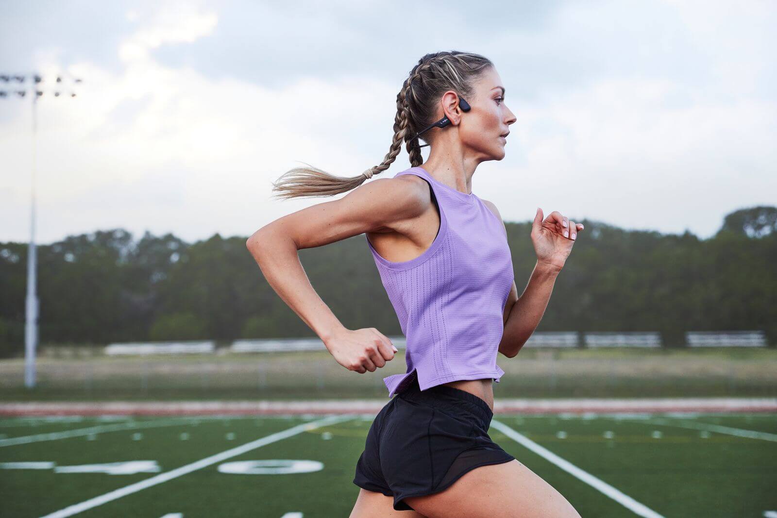 Gợi ý 15 bài hát “tiếp lửa” chạy bộ hay nhất cho các runners