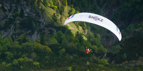 Vươn đến độ cao mới – Thế giới của những cuộc phiêu lưu Leo núi và Dù lượn (Hiking & Flying)