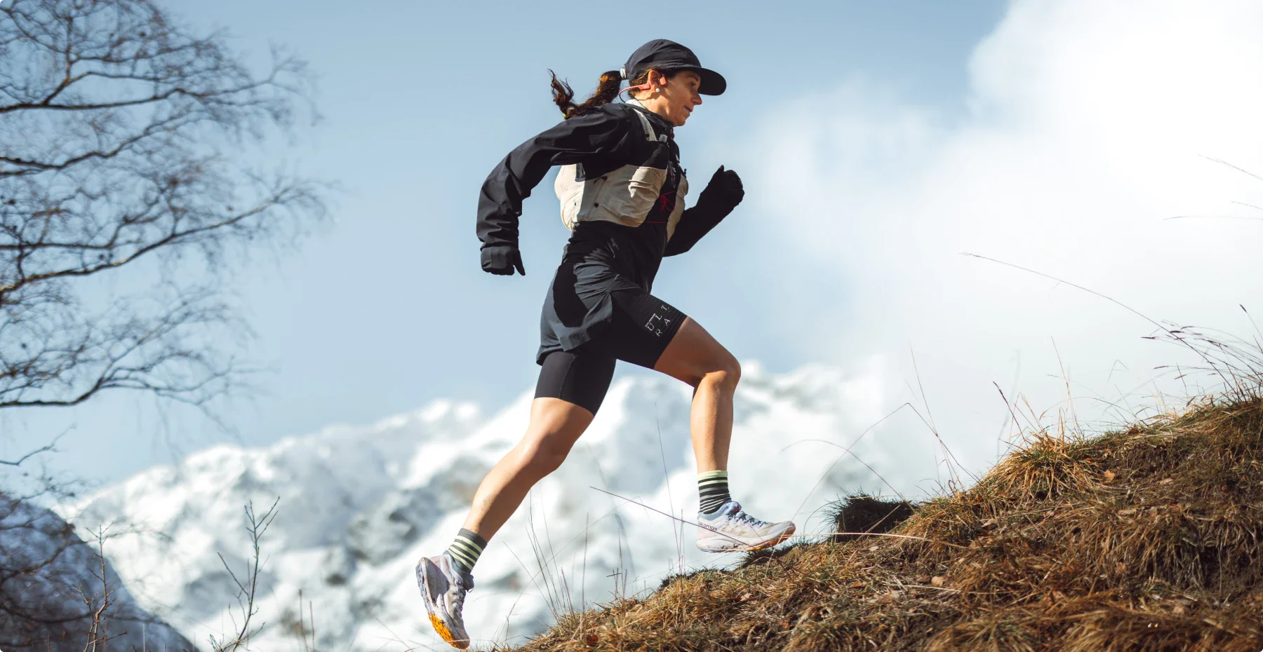 [Shokz x UTMB] Nhận ngay phụ kiện chạy Trail: Cơ hội sở hữu quà tặng OpenRun Pro từ Shokz