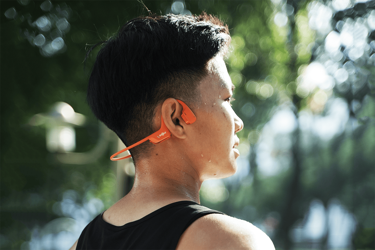 [ZNews] Shokz OpenRun Pro 2 – Tai nghe thể thao chuyên dụng, chất âm sống động